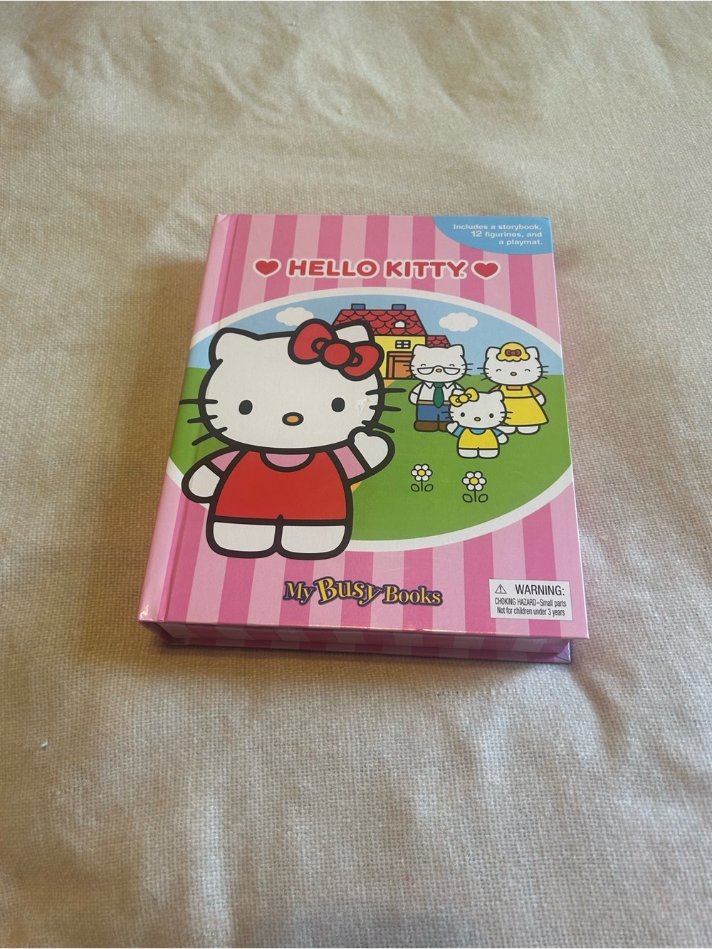 Hello Kitty my busy book 2012